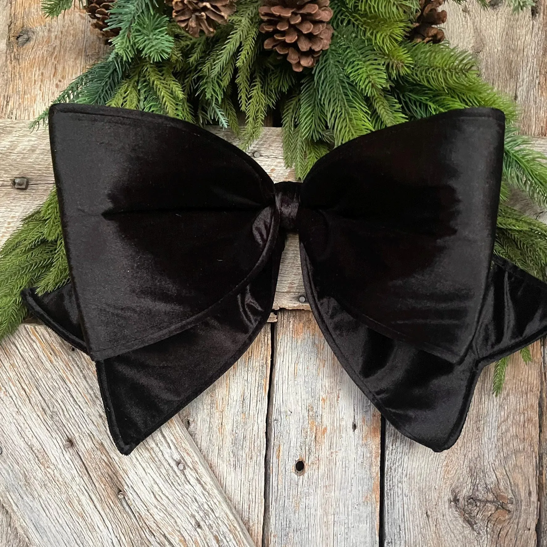 24" Black Velvet Bow, Farrisilk Bow