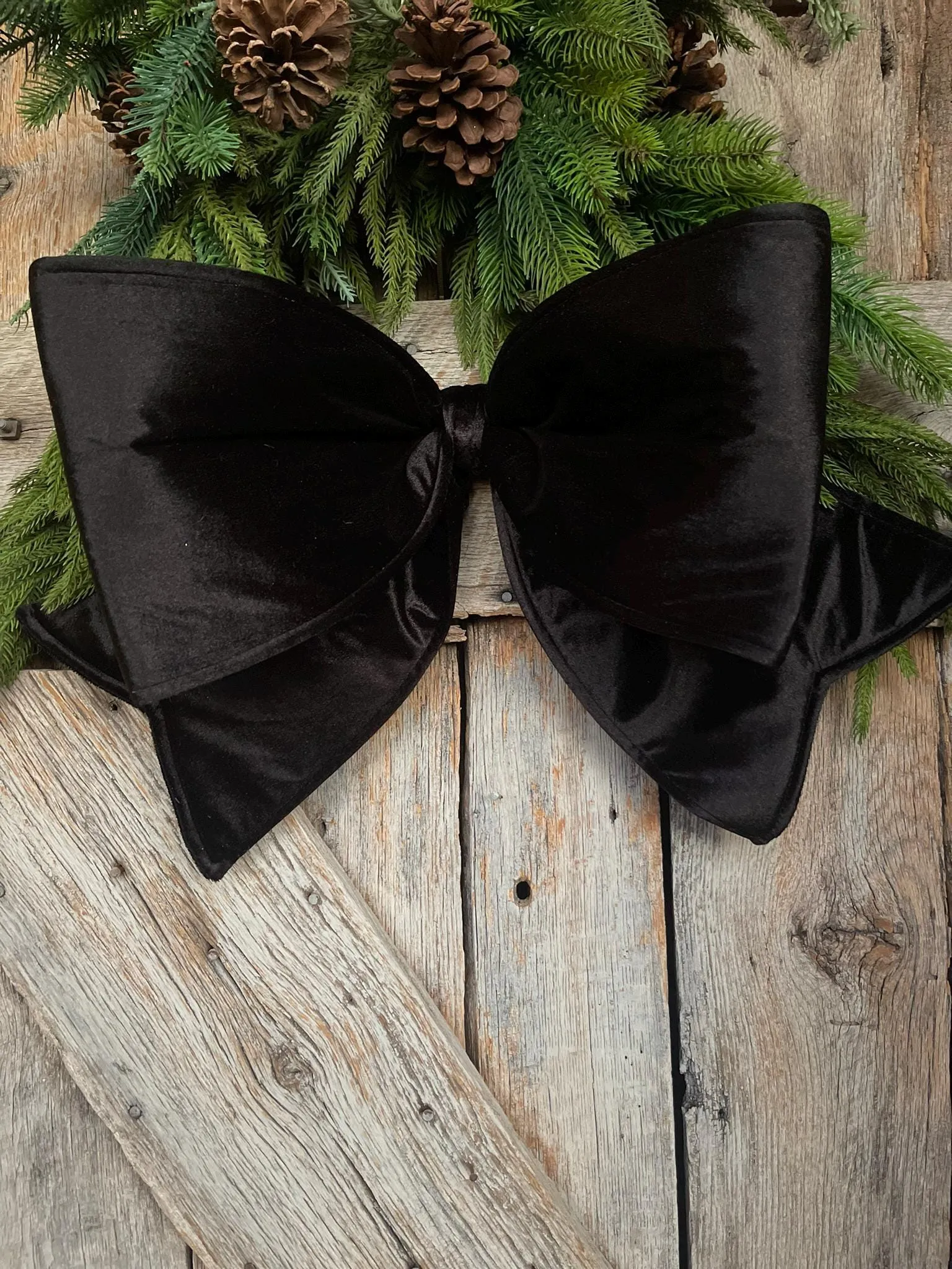 24" Black Velvet Bow, Farrisilk Bow