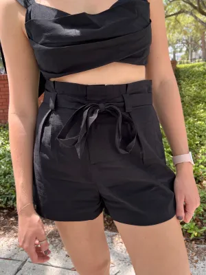 AMELIA PAPERBAG SHORTS IN BLACK