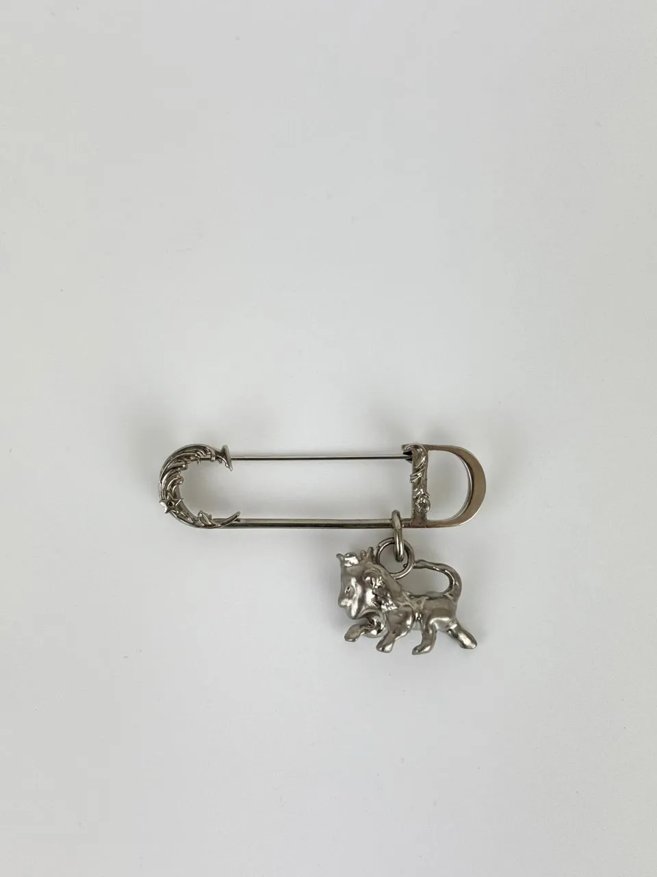 Homme Peter Doig Lion Brooch Silver