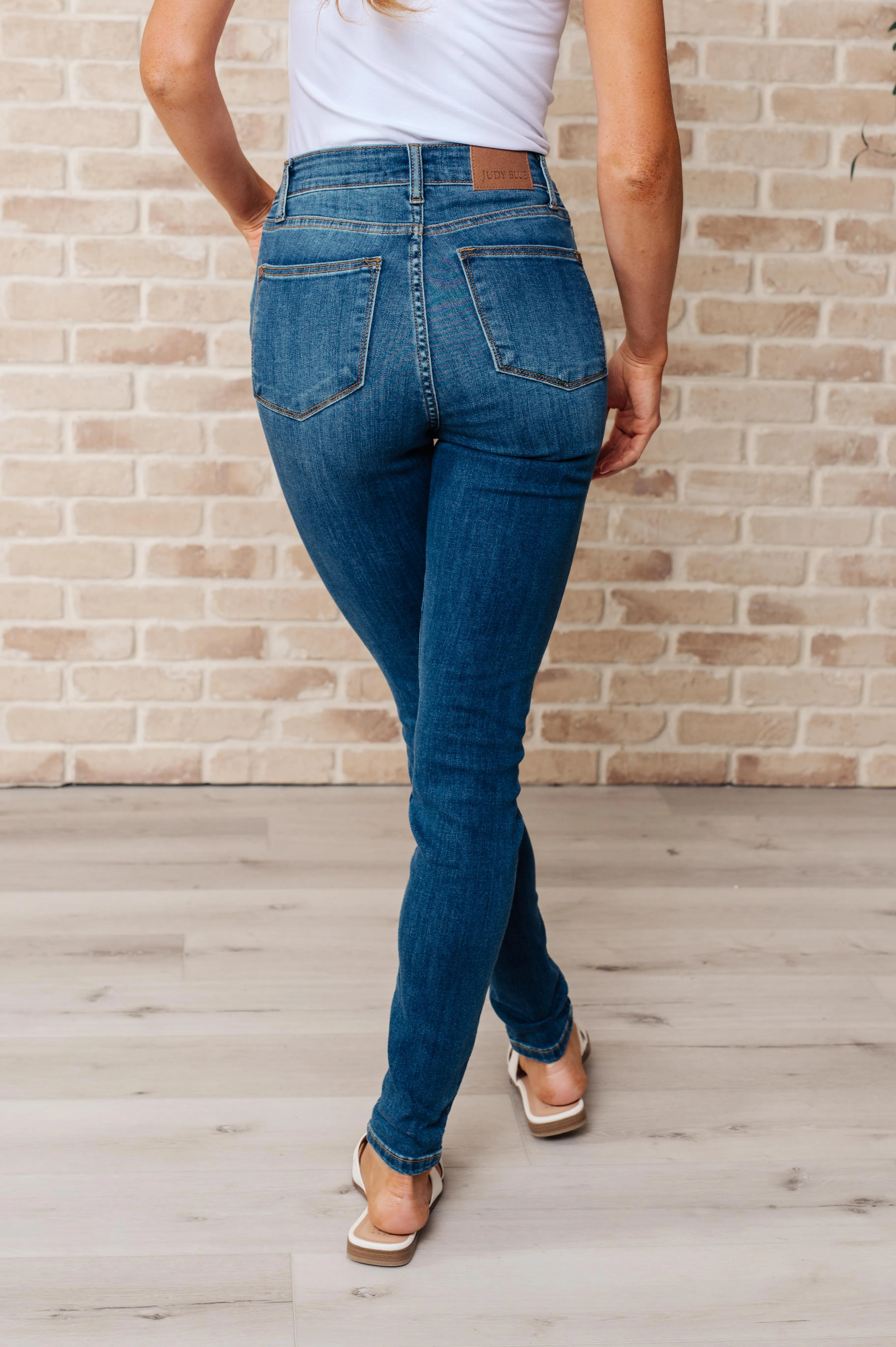 Judy Blue Daphne High Rise Skinny Jeans Non Distressed in Dark Wash