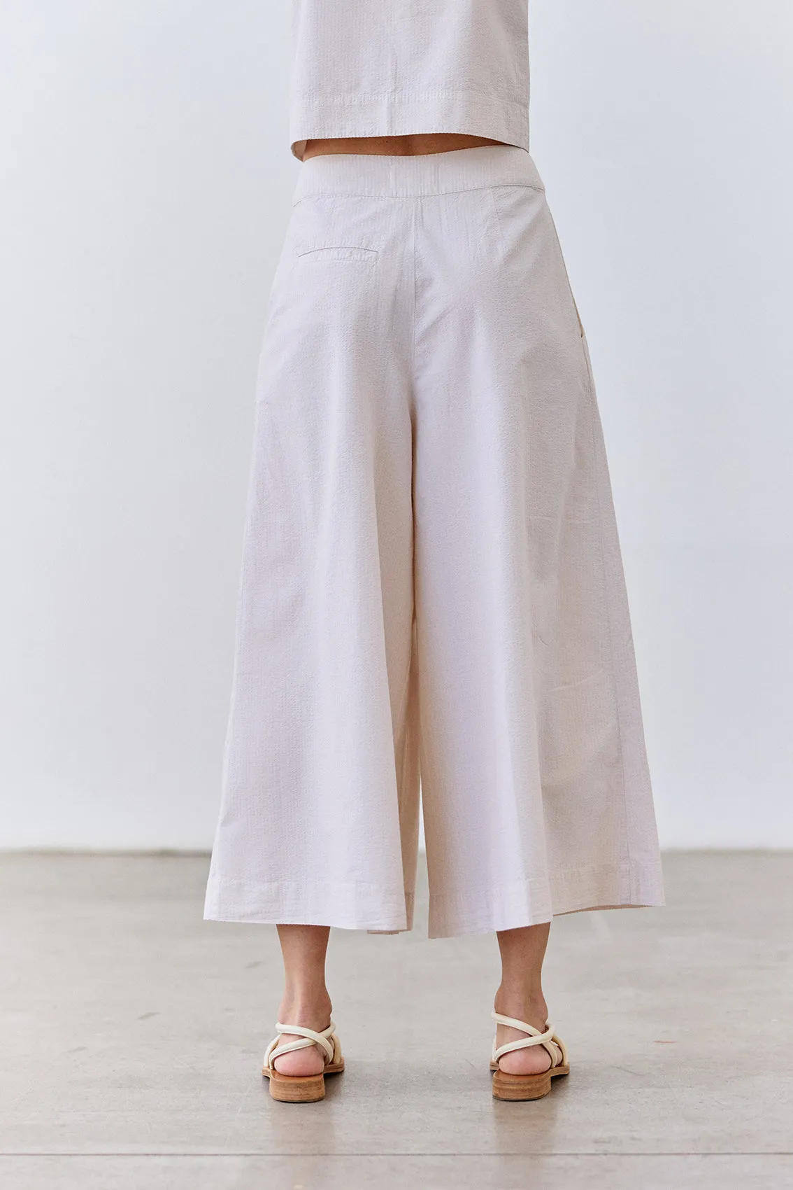 Pleated Wide-Leg Seersucker Cotton Trousers - Crudo