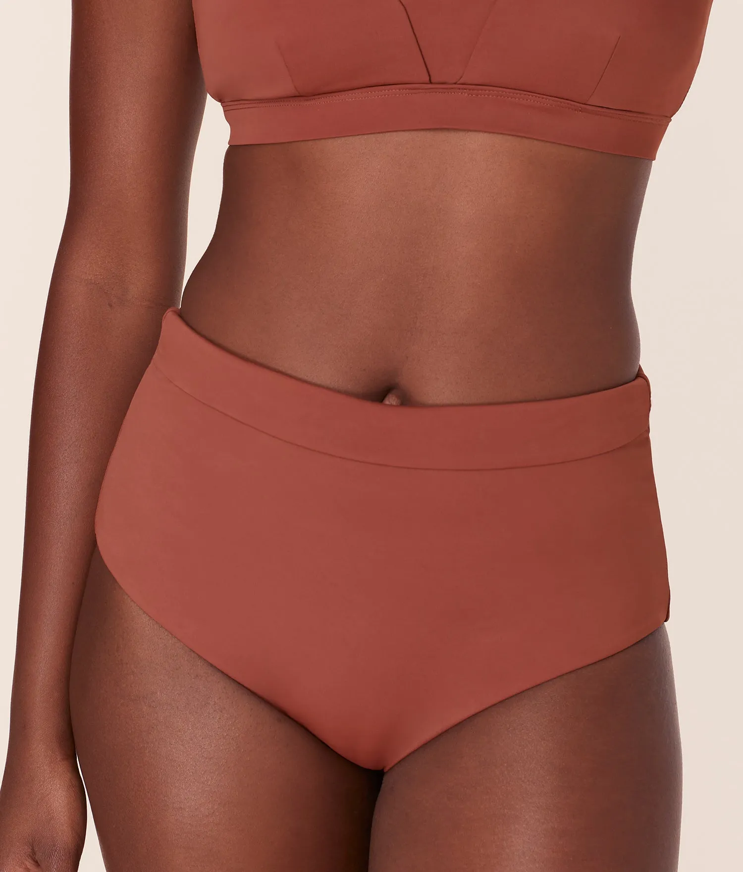 The Wide Band High Waisted Bottom - Eco Nylon - Sequoia